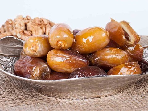 تصویر 4 از قیمت خرما زرد عسلی با کیفیت ارزان + خرید عمده
